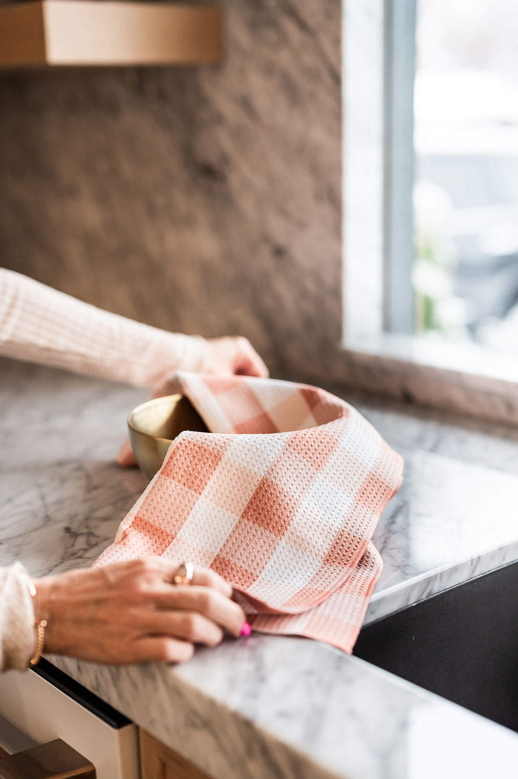 PRETTY IN PINK PLAID KITCHEN TOWEL