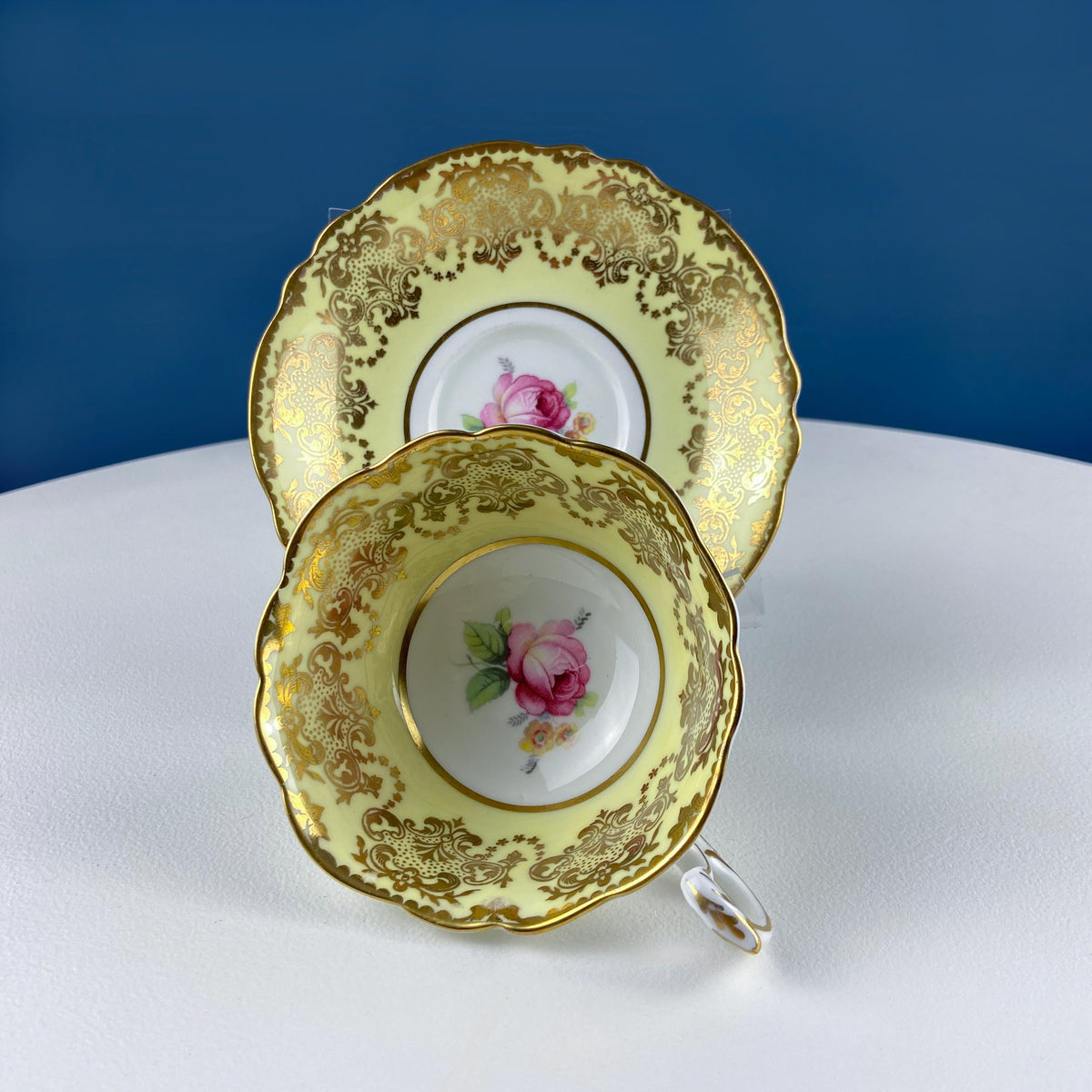 Vintage Royal Albert Brown & Gold Tea Coffee Cup and Saucer. All Over Flower Motif. Gold Leaf Border. Buckingham Series. Hosting Essentials