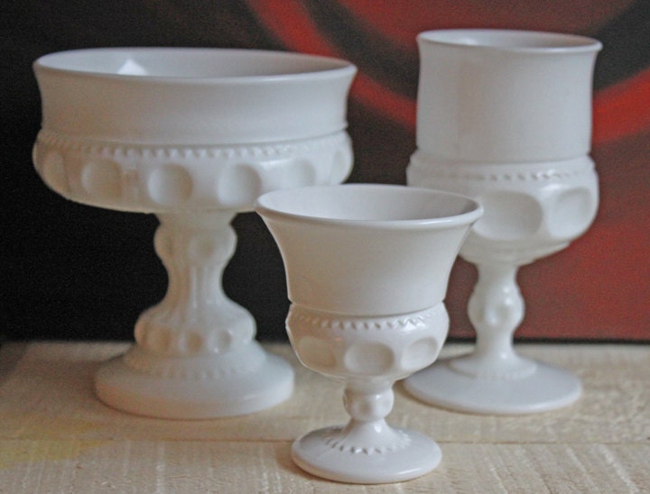 Milk Glass Serving Dish with Plate. Hobnail Serving Bowl for Dip, Dressing, or Sauce. White Scalloped Rim. Fine Dining. Collectible.