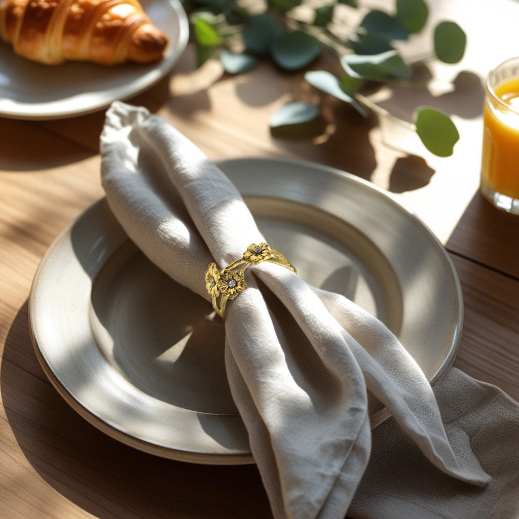 Napkin Rings in Gold Flower Design - Set of 4