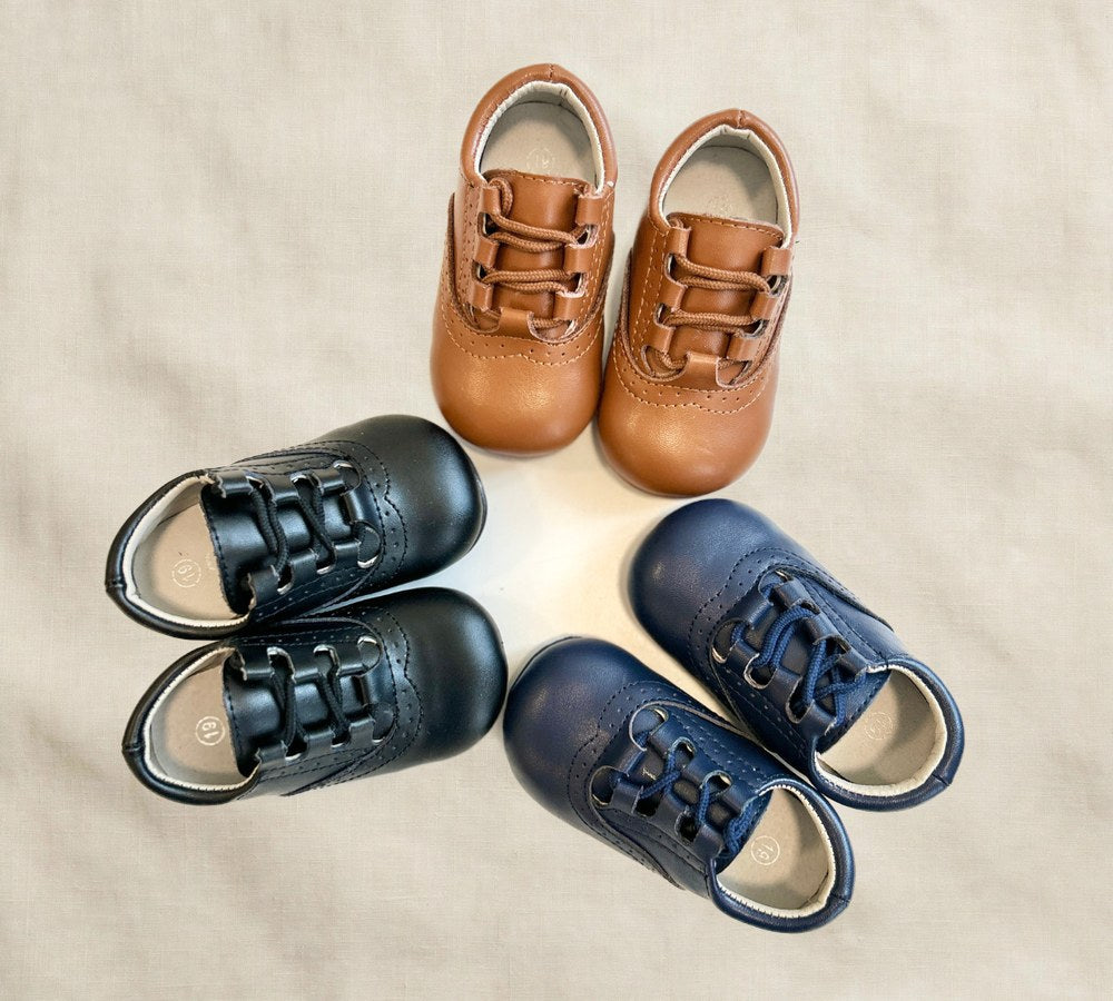 Alfie Lace-up Dress Shoe for Kids, Wide Toe Box
