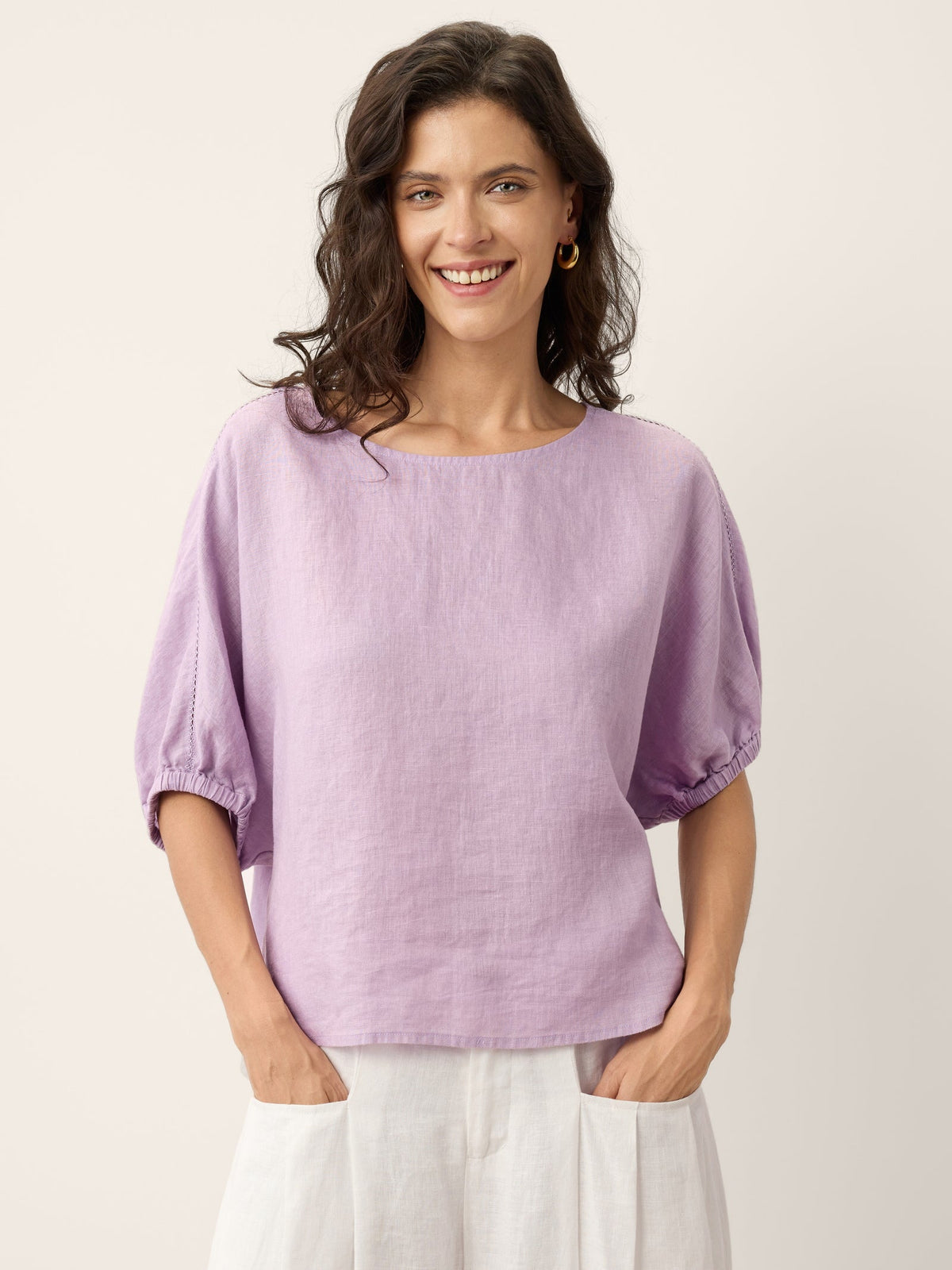 100% Linen Openwork Detail Top with Gathered Cuffs QUILLA