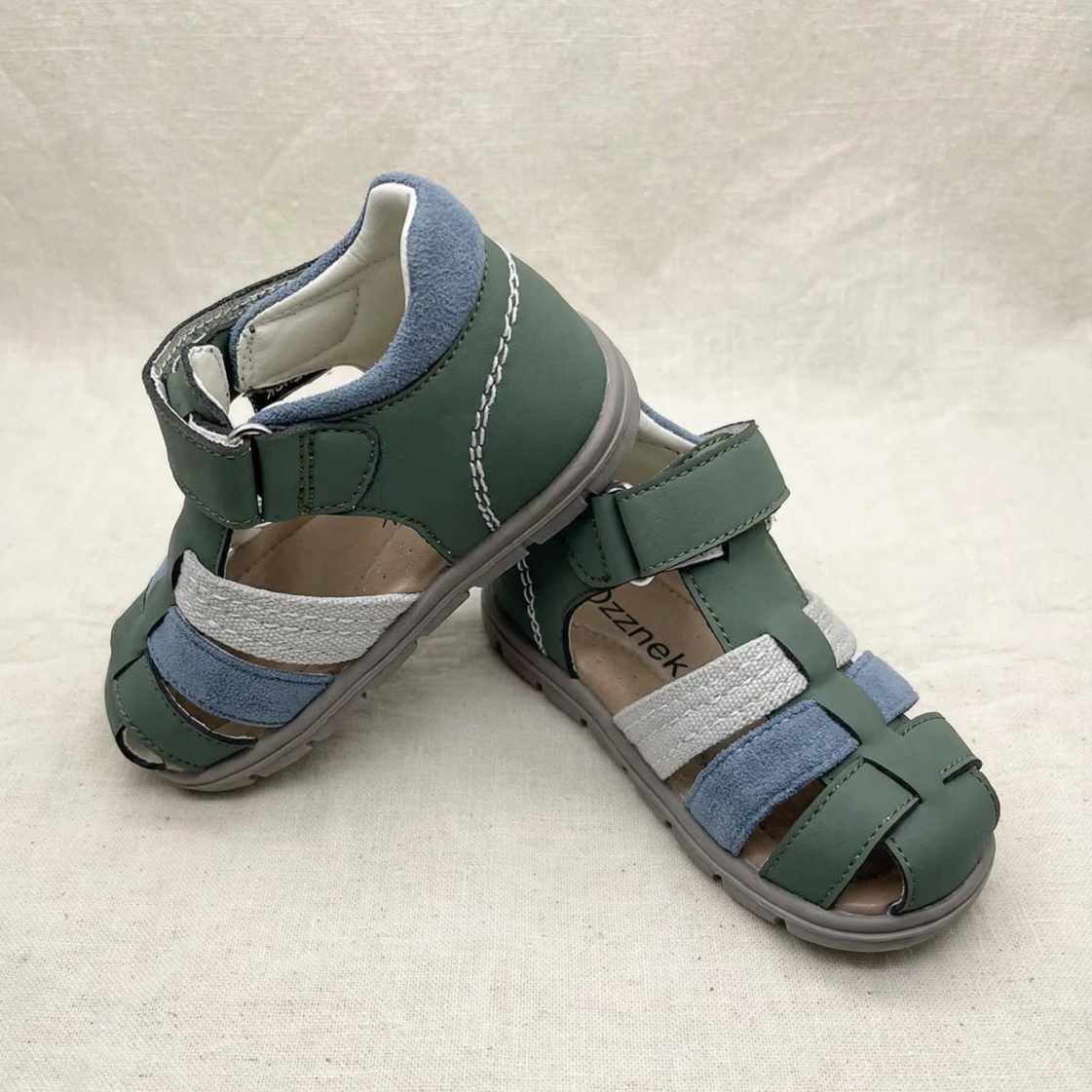 Clover Green Barefoot Toddler Sandals – Comfortable and Stylish