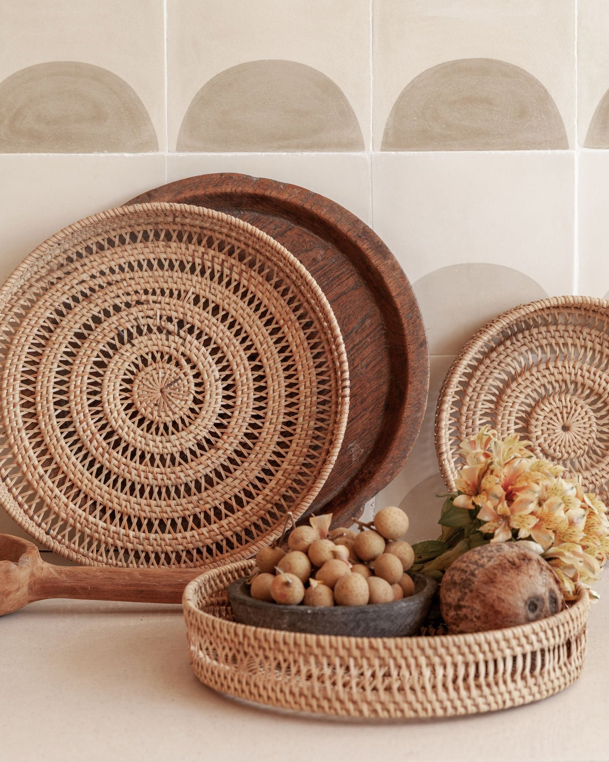 Round Woven Tray