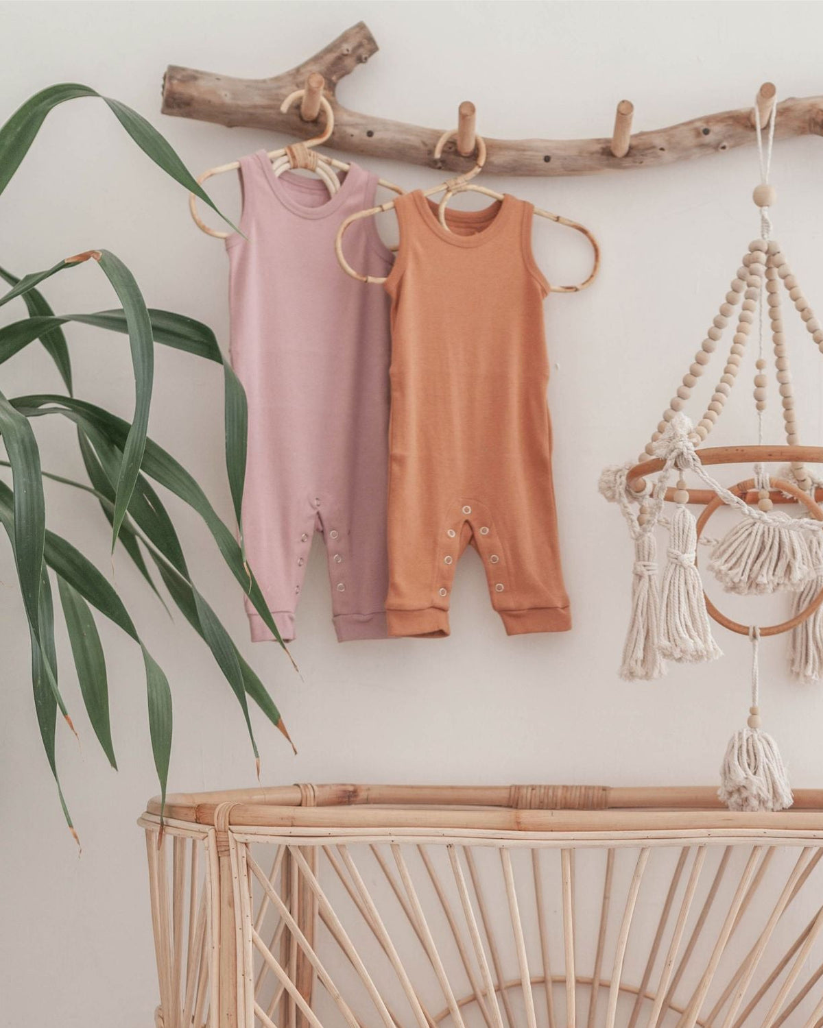 Rainbow Rattan Hanger