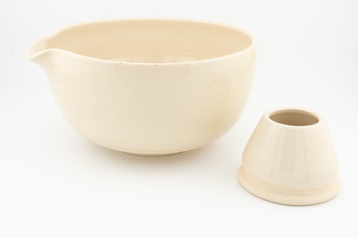 Matcha Set | Bowl with Matching Whisk Holder | Chawan and Chasentate