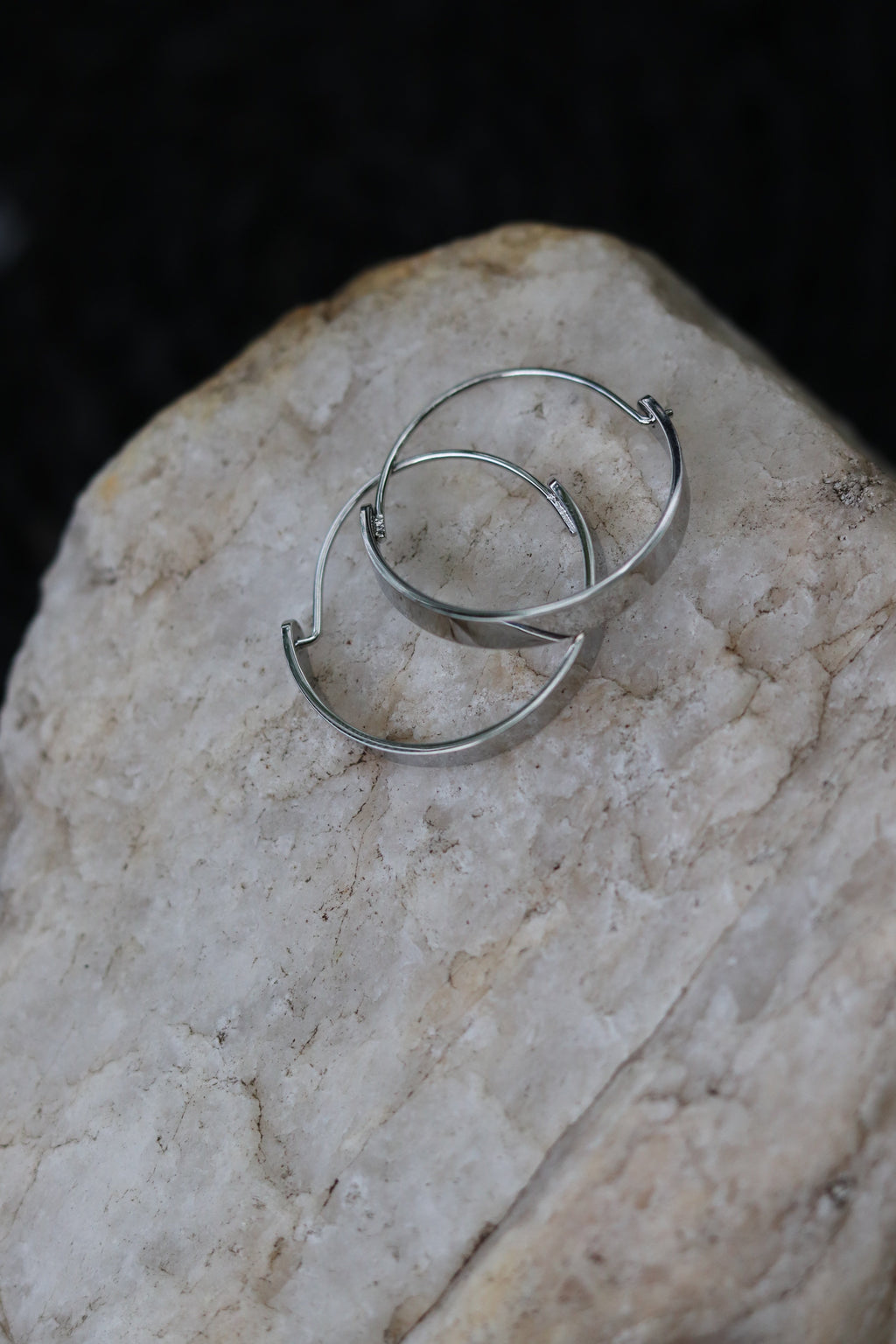 Edge Hoops Earrings - Water Proof (Silver and Gold)