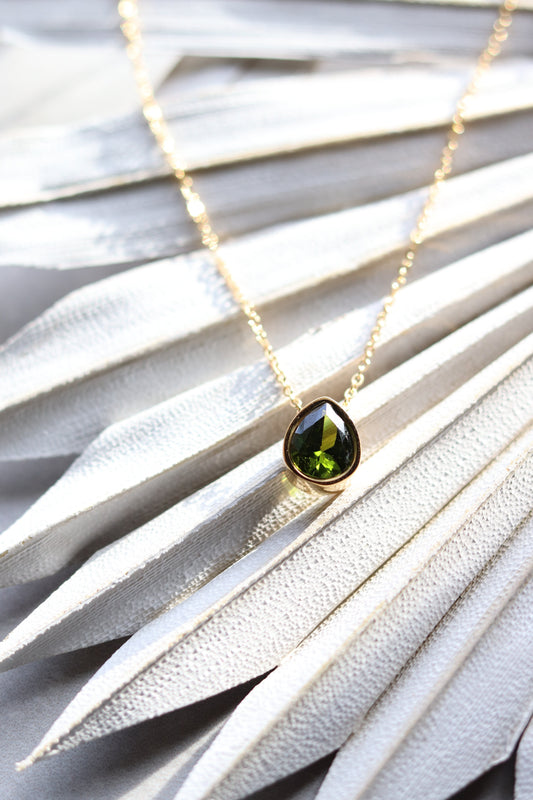 Kate Necklace - Green (Stainless Steel)