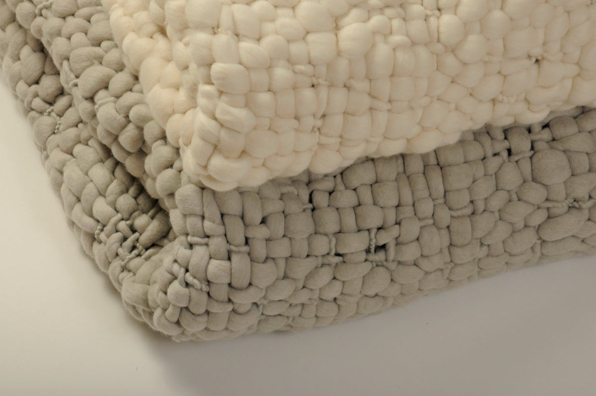 Clouds Chunky Knit Throw Blanket