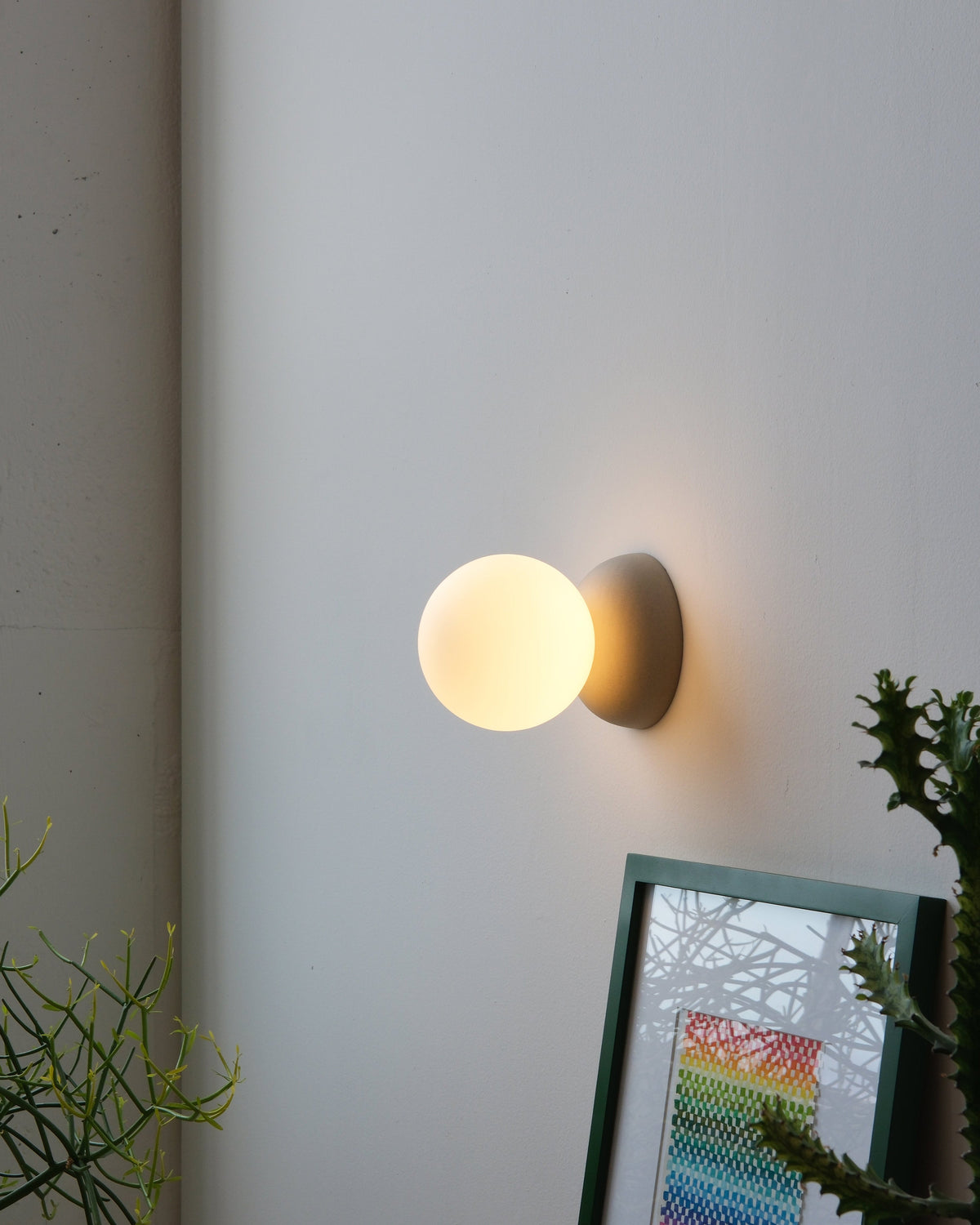 Monroe Sconce