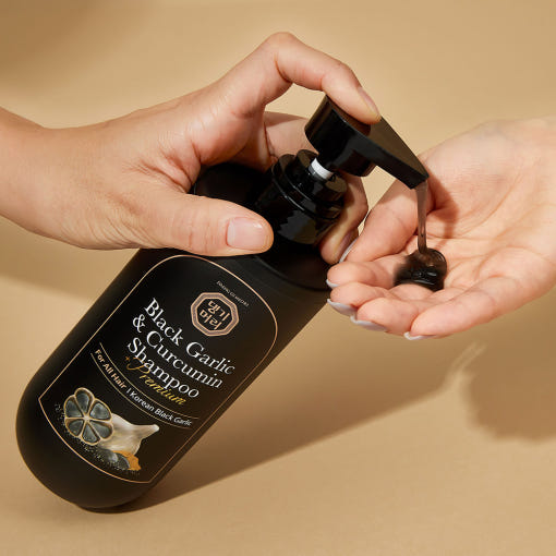 [Daeng Gi Meo Ri] Premium Black Garlic & Curcumin Shampoo 500ml