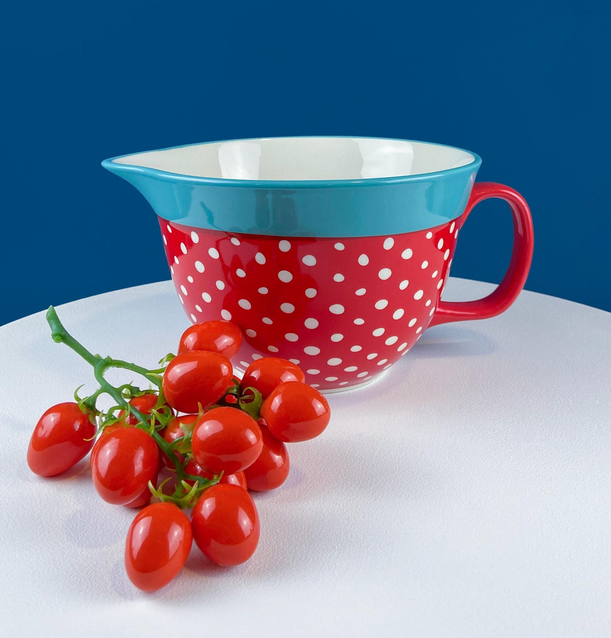Batter Bowl Mixing Bowl - Red White Blue Dotted Overside Cup
