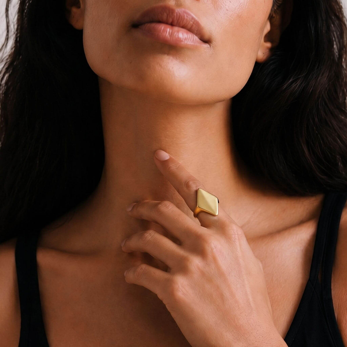Double Triangle Pyramid Ring | Pia