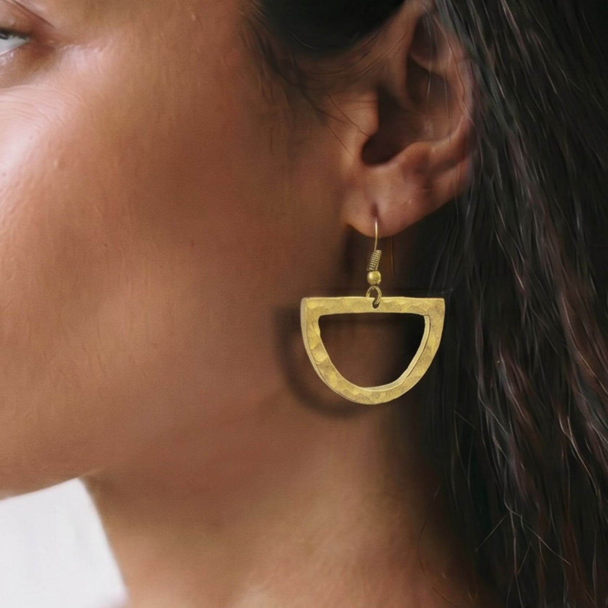 Hammered Half-Circle Brass Earrings | Jano
