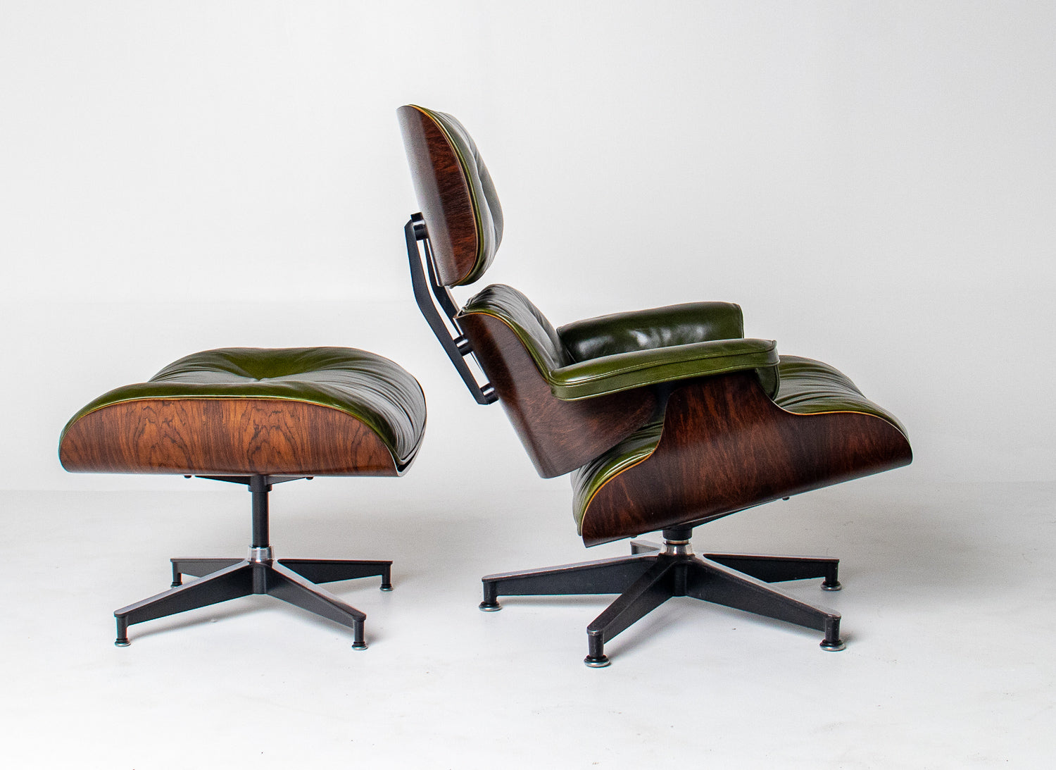 3rd Generation Eames Lounge Chair in Brazilian Rosewood and New Moss Green Leather by Herman Miller