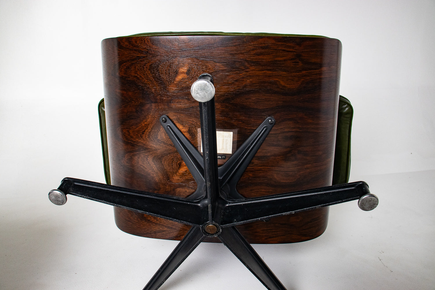 3rd Generation Eames Lounge Chair in Brazilian Rosewood and New Moss Green Leather by Herman Miller