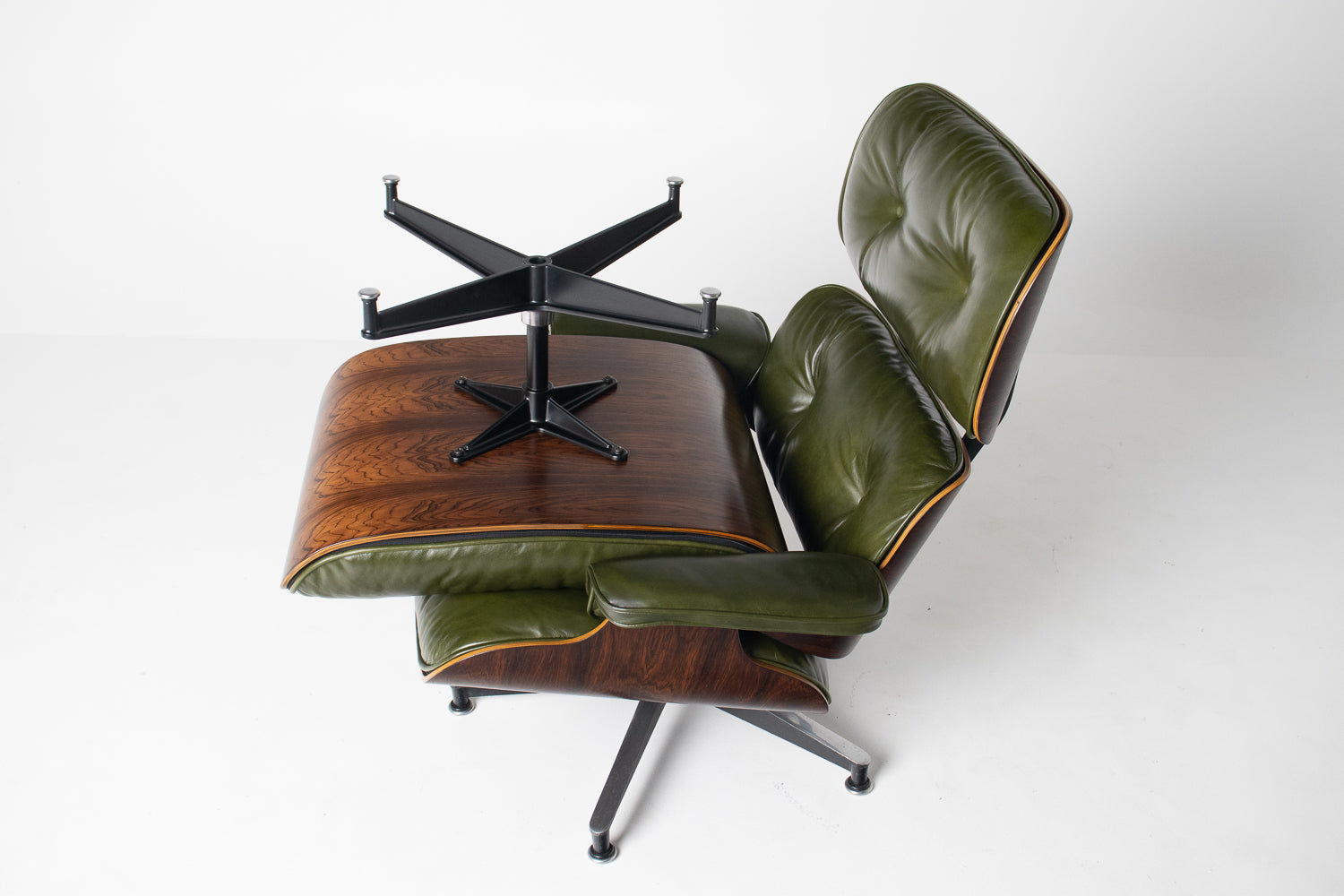 3rd Generation Eames Lounge Chair in Brazilian Rosewood and New Moss Green Leather by Herman Miller