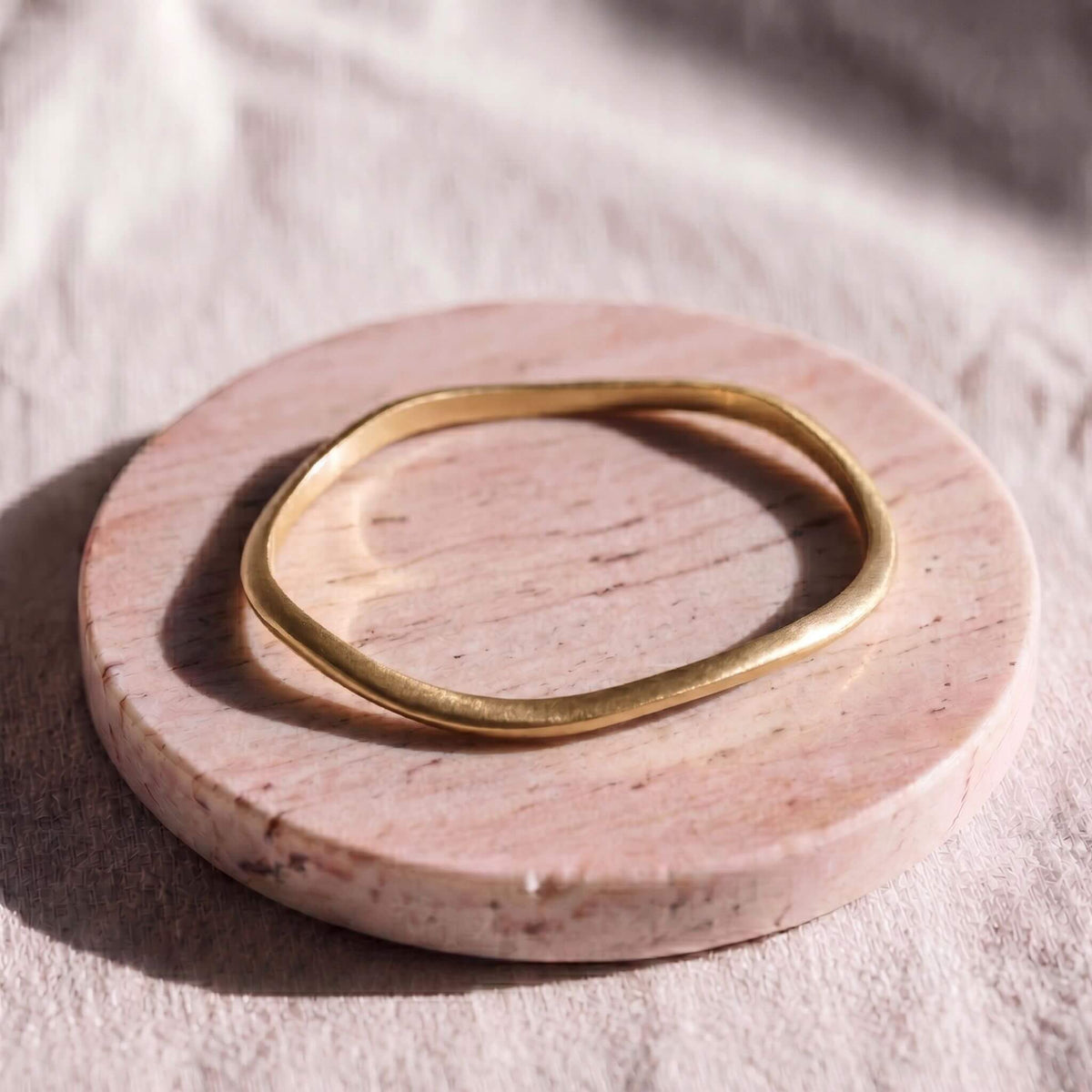 Irregular Curve Brass Bangle | Miji