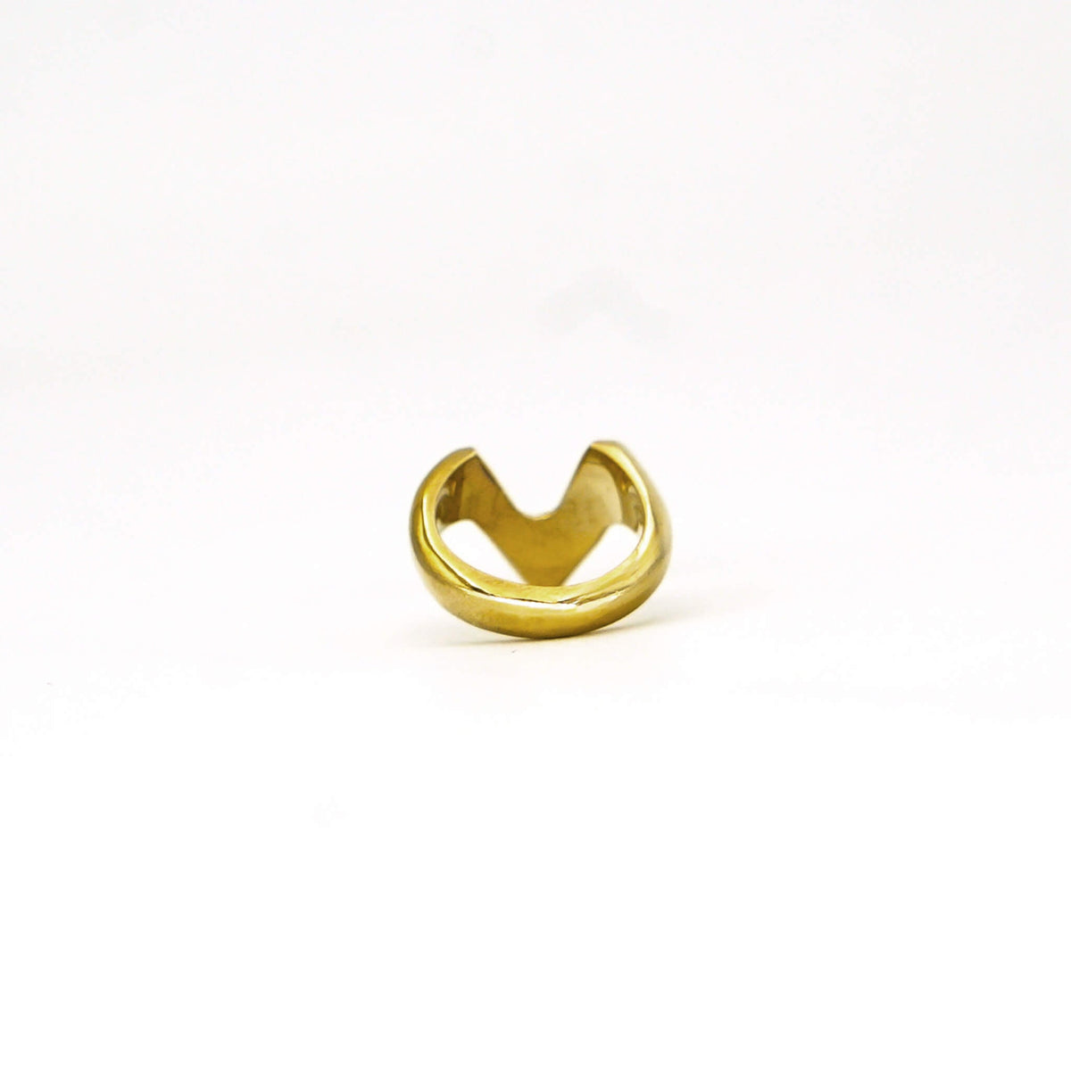 V-Shape Brass Ring for Men & Women | Nyeupe