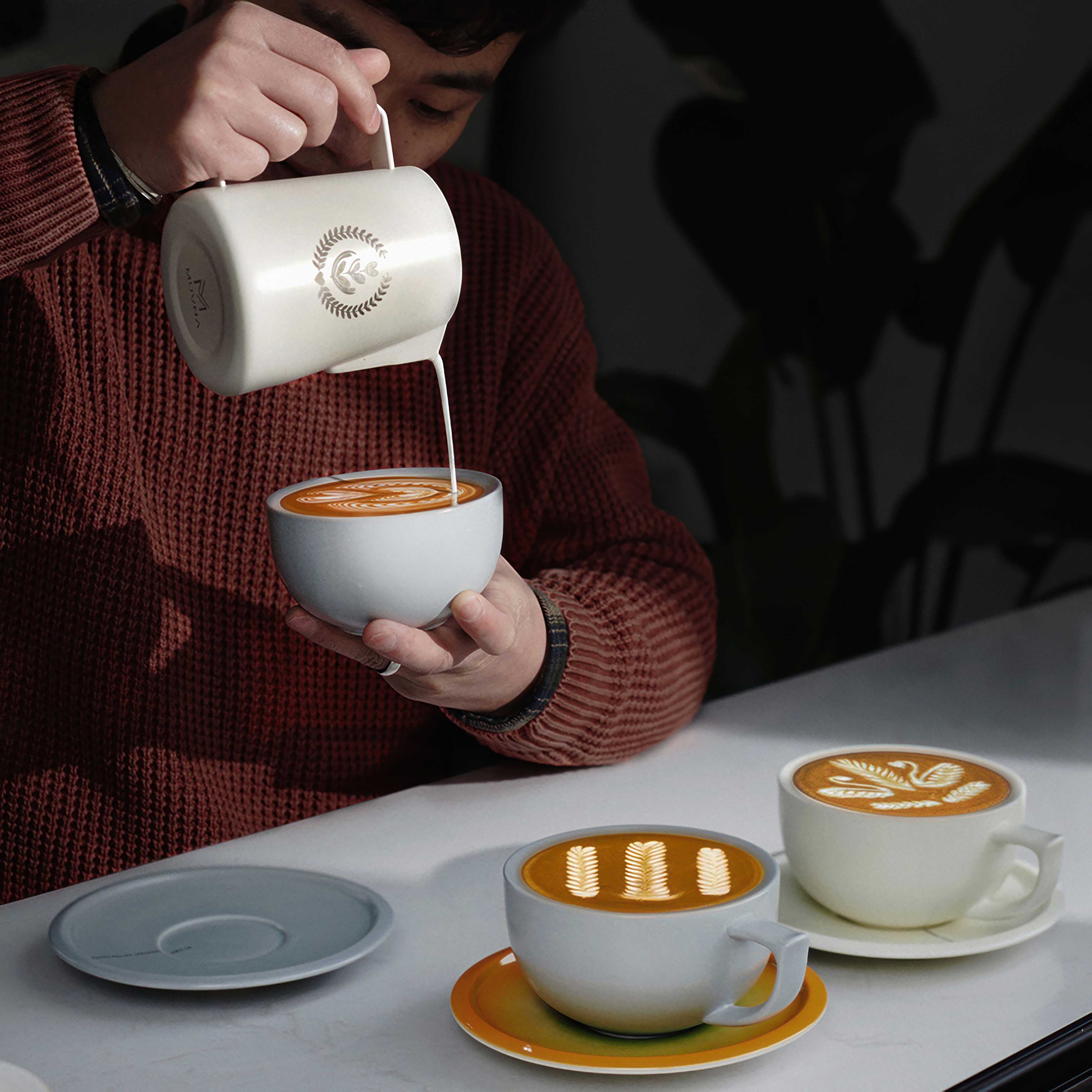 Embossed Ceramic Latte Cup 280ml