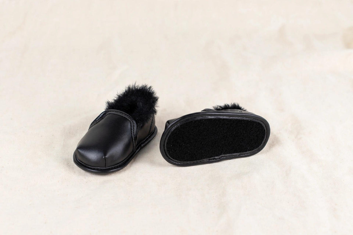 Black Faux-Fur Barefoot Shoe Topper | Ozznek Removable Sole Shoes