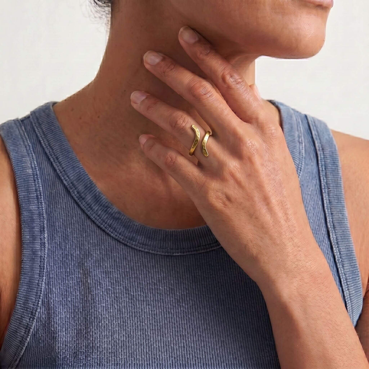 Adjustable Wrap Bypass Hammered Ring | Pera