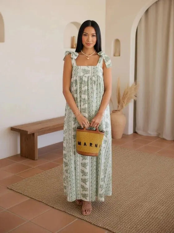 Printed Midi Dress with Square Neck - Stylish and Versatile Fashion Choice