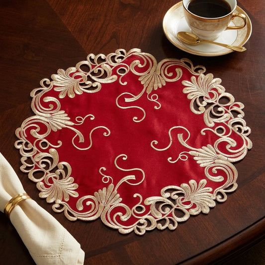Burgundy Gold Doilies – Burgundy Charm, 15 Inch