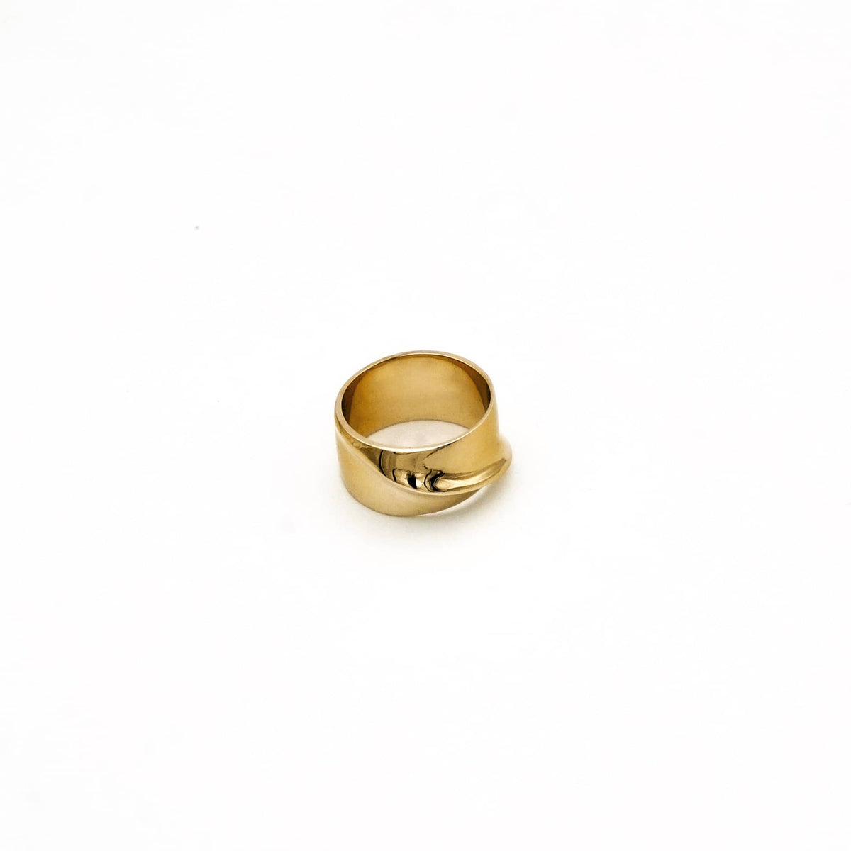 Ripple Wide Band Ring | Pwani