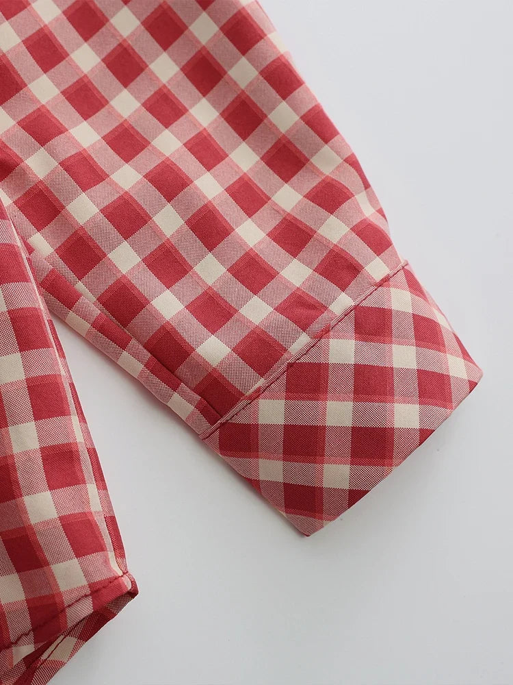 Adventurous Plaid Loose Blouse