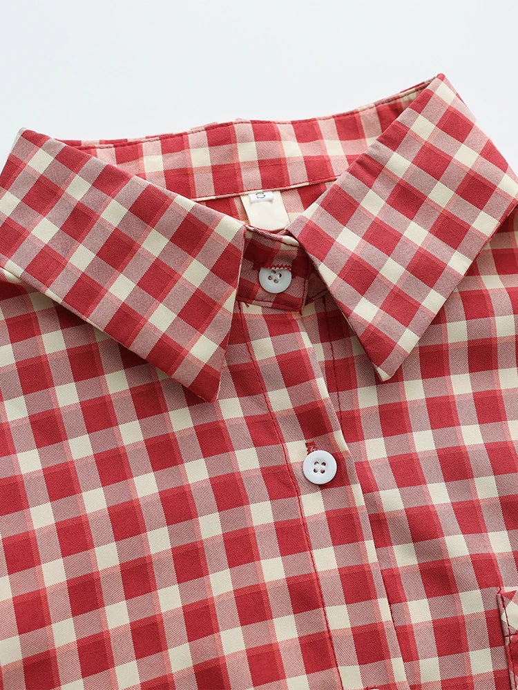 Adventurous Plaid Loose Blouse