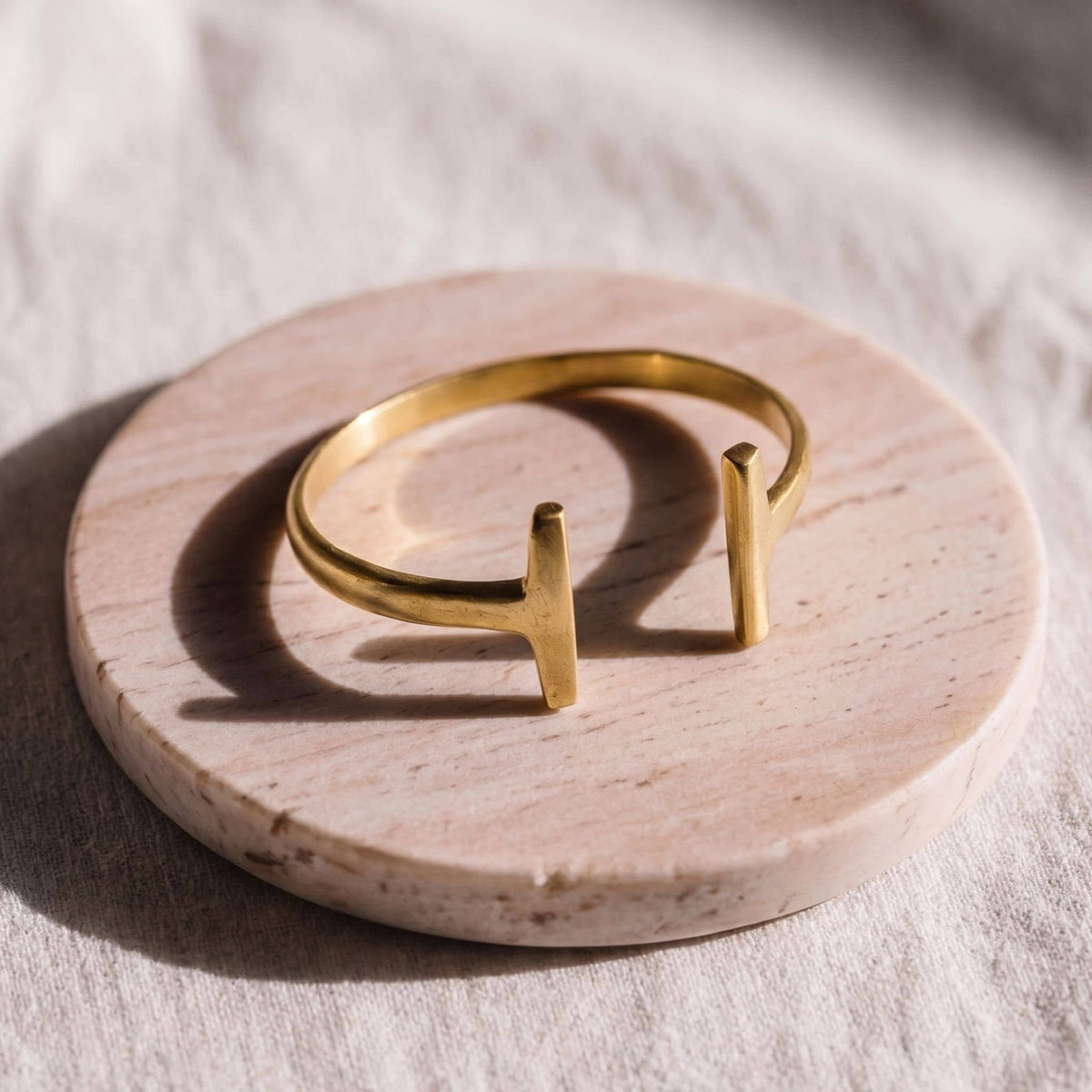 Double T Wrap Brass Bracelet | Simba