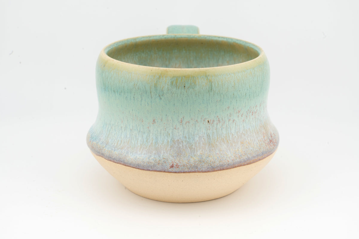 Curvy Wide Mug