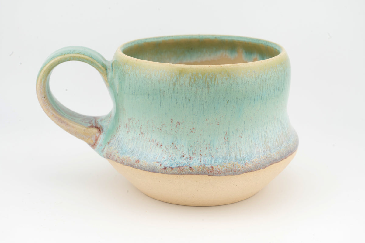 Curvy Wide Mug