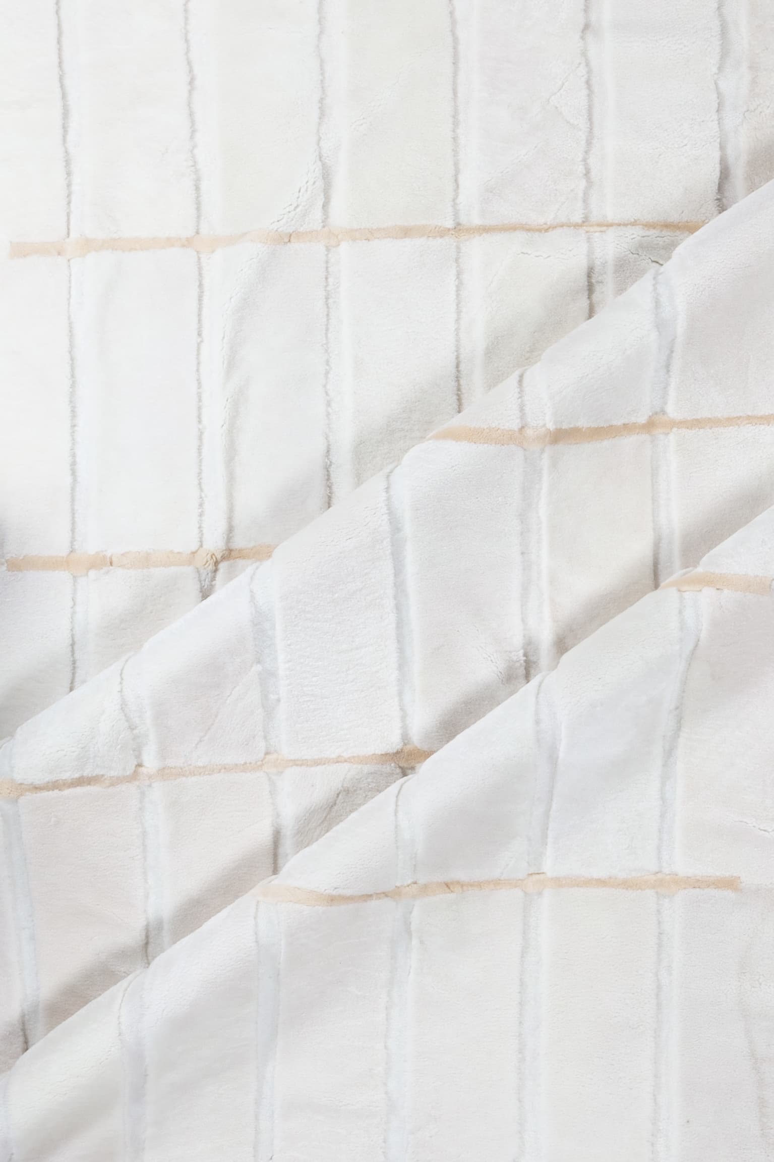 WHISPER - Mercerized Shearling Rug