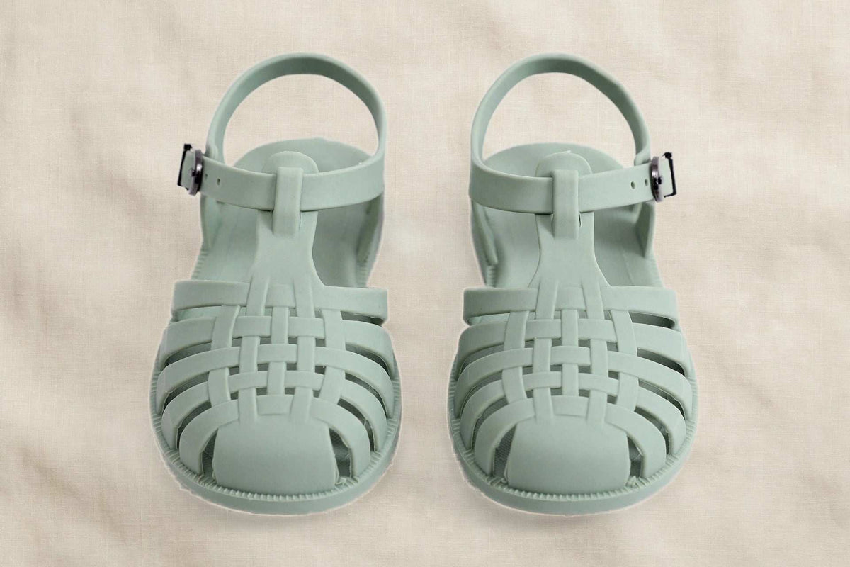 Aqua-Joy Kids Jelly Sandals – Waterproof Toddler Summer Shoes with Wide Toe Box & Anti-Slip Sole