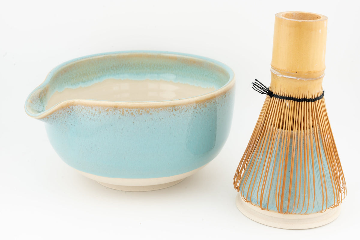 Matcha Set | Bowl with Matching Whisk Holder | Chawan and Chasentate