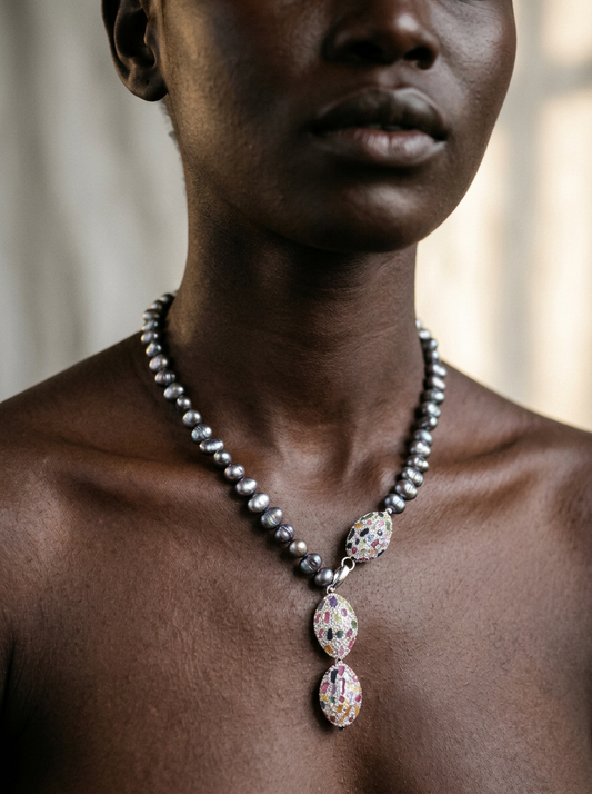 Magnetic Peacock Pearl Pendant Necklace