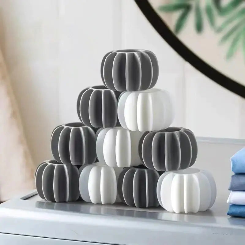 Gray Starburst Laundry Balls
