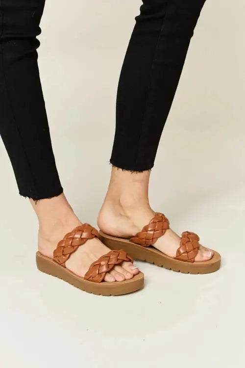WILD DIVA Women's Platform Sandals with Dual Band Design for Effortless Style and Comfort