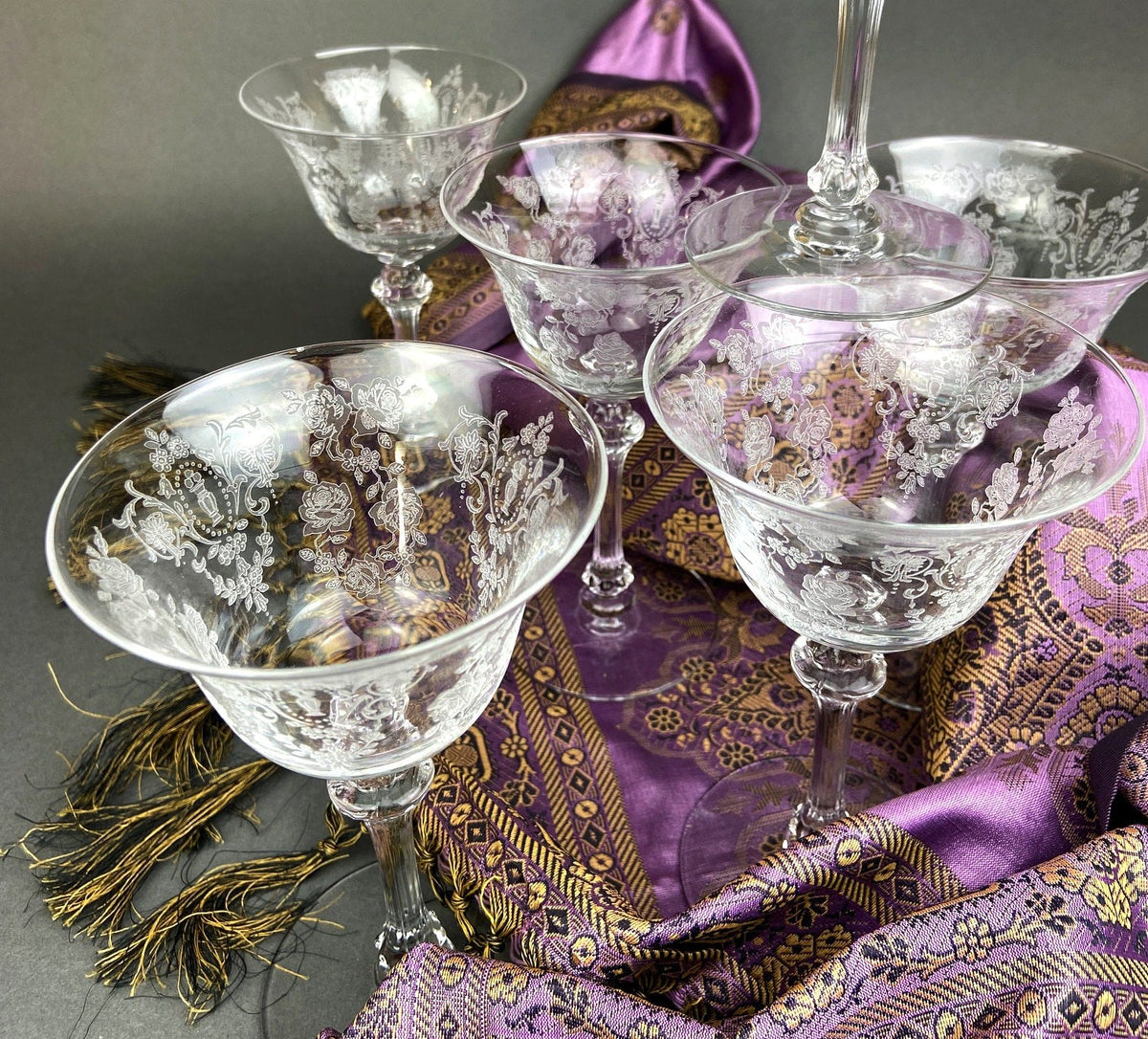 Vintage Tiffin Franciscan Champagne Stemware. Cherokee Rose Motif. Set of 8 Stunning Etched Champagne Glasses. Fine Dining. Fancy Barware.