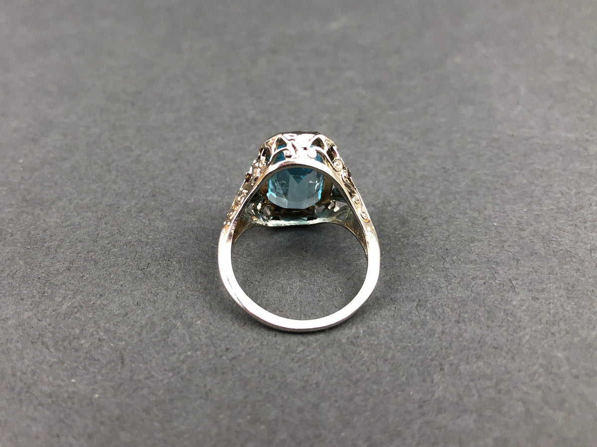 Art Deco 14k Gold 5ct Sky Blue Topaz Ring