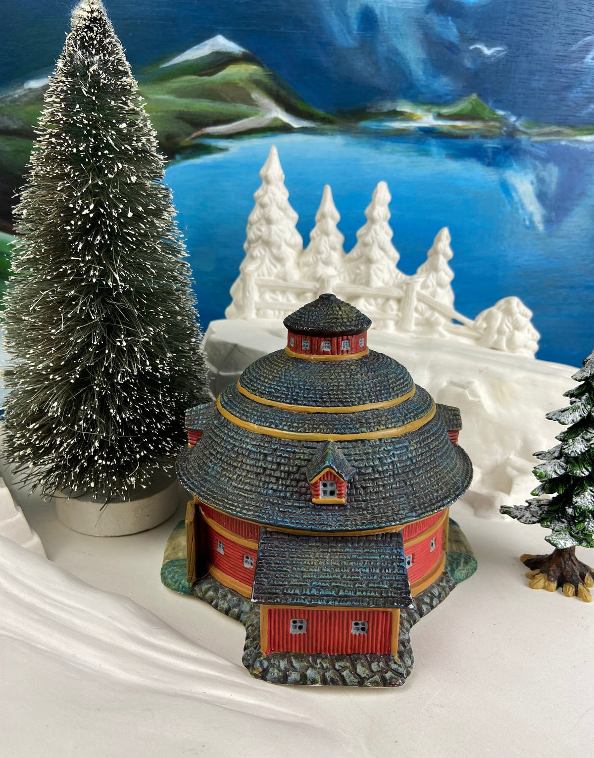 Linda Nelson Stock Village: Lang & Wise Red Round Barn Collectible