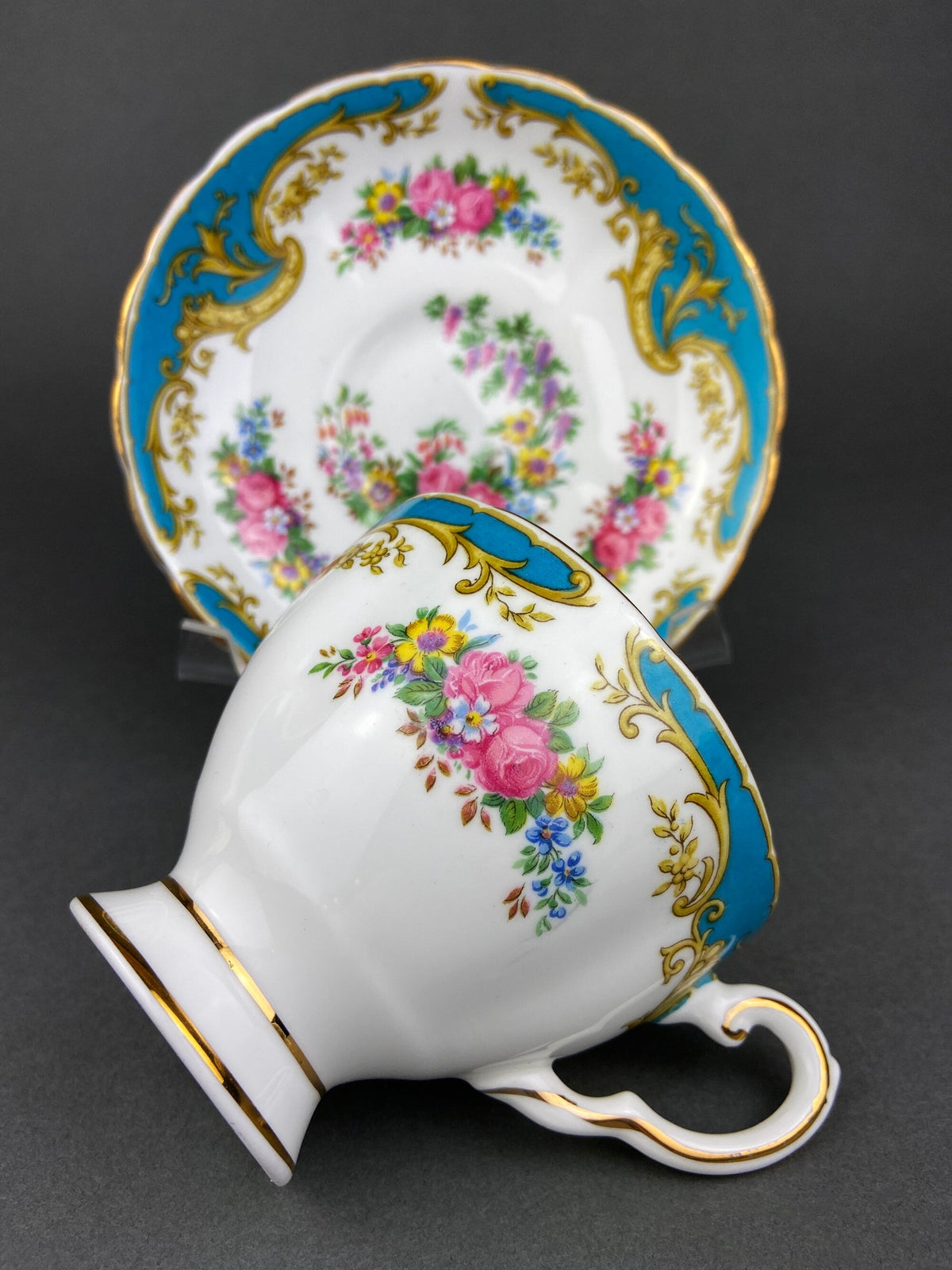 Vintage Tuscan Naples Tea Cup and Saucer. Fine English Bone China. Made in England.