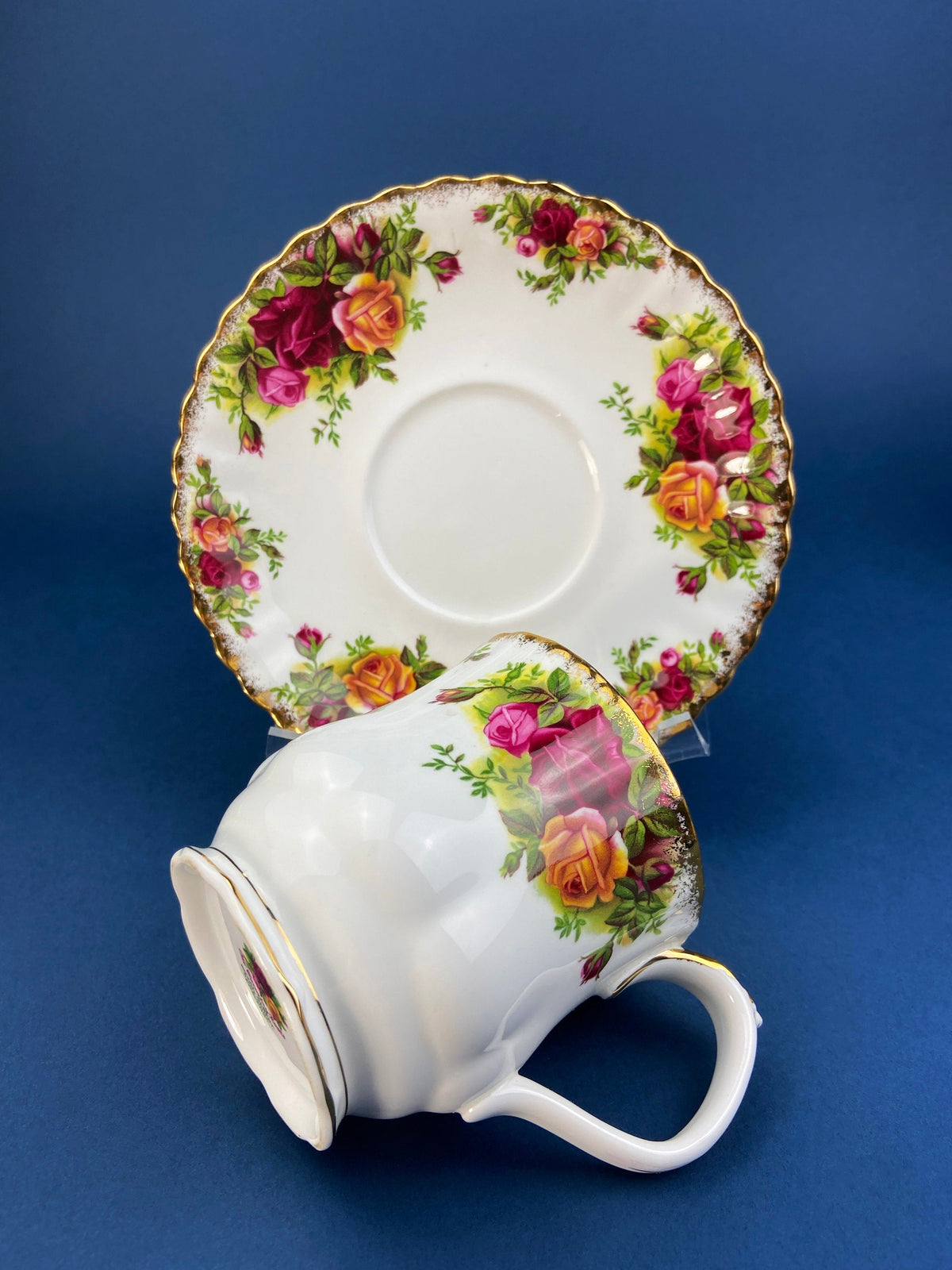 Royal Albert Dessert Plate in Old Country Roses Motif