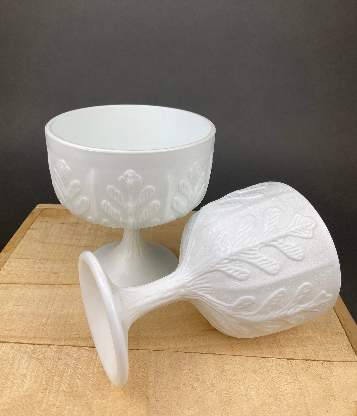 Milk Glass Oak Leaf Motif Planters. Set of Three Differently Shaped Vases. White Herb Pots. Window Sill.