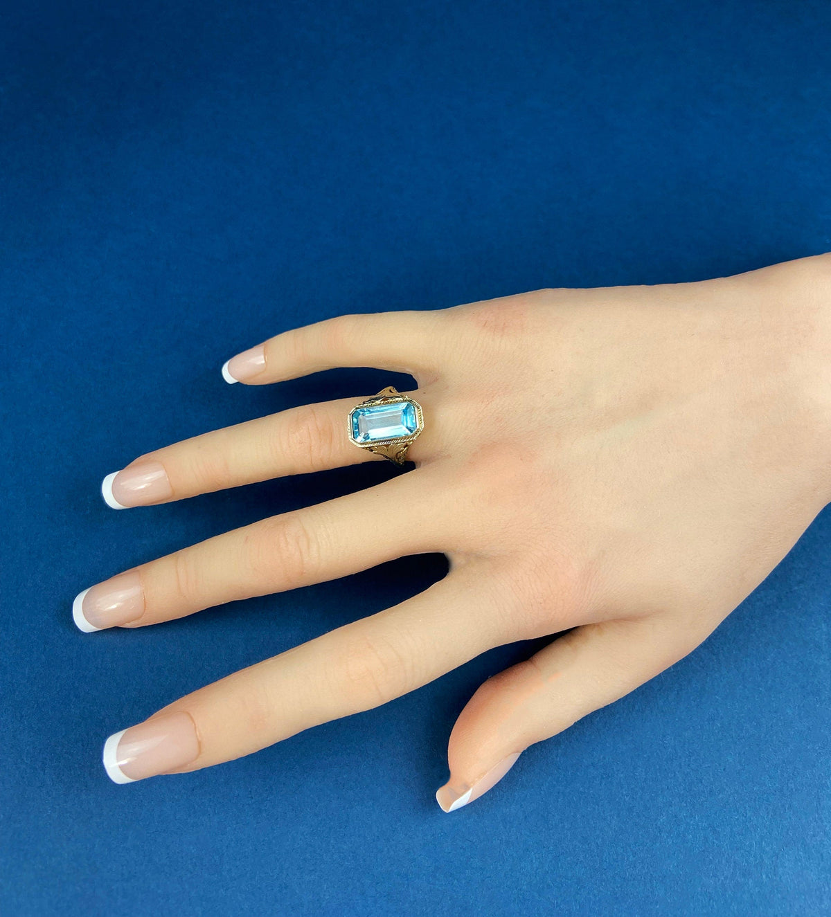 Art Deco 14k Gold 5ct Sky Blue Topaz Ring