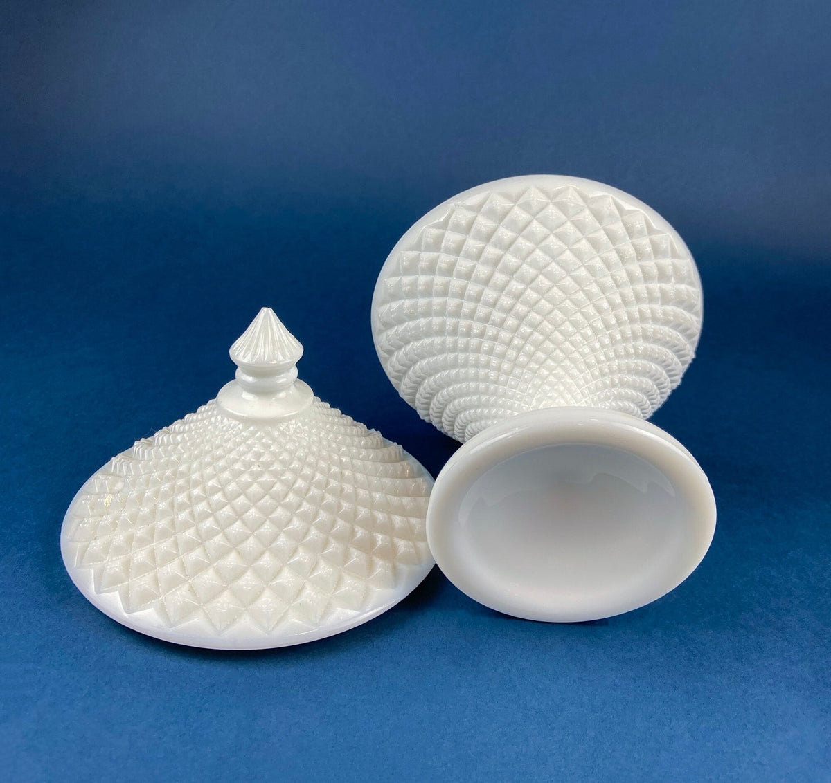 Milk Glass Bowl with Lid. Diamond Pattern, Cone Shaped Bowl with Cover. Trinket Compote for Dresser Top, Bathroom Accesories, Candy Dish.