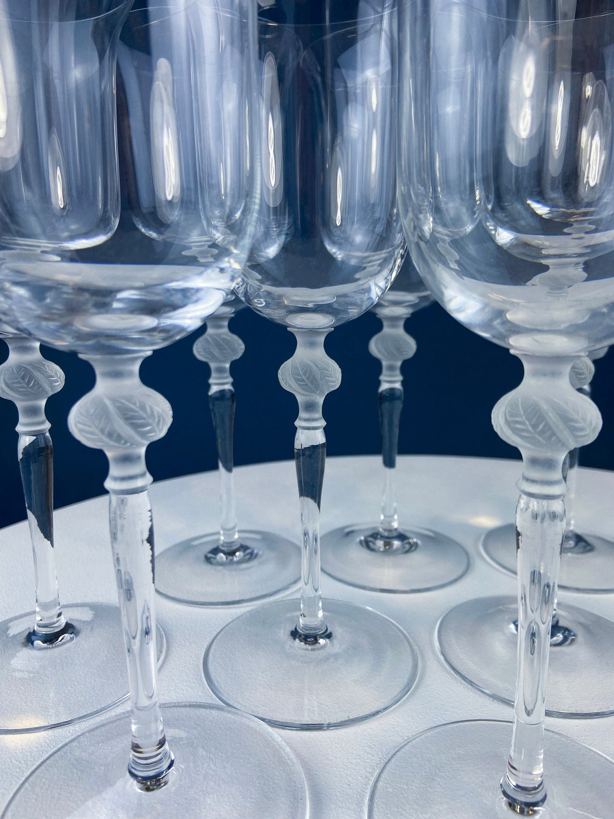 Clear Crystal Wine Goblets with Frosted Leaf Ball on the Stems. Stunning Sasaki Isabelle 8" Glassware. Long Ping. Set Of 10.