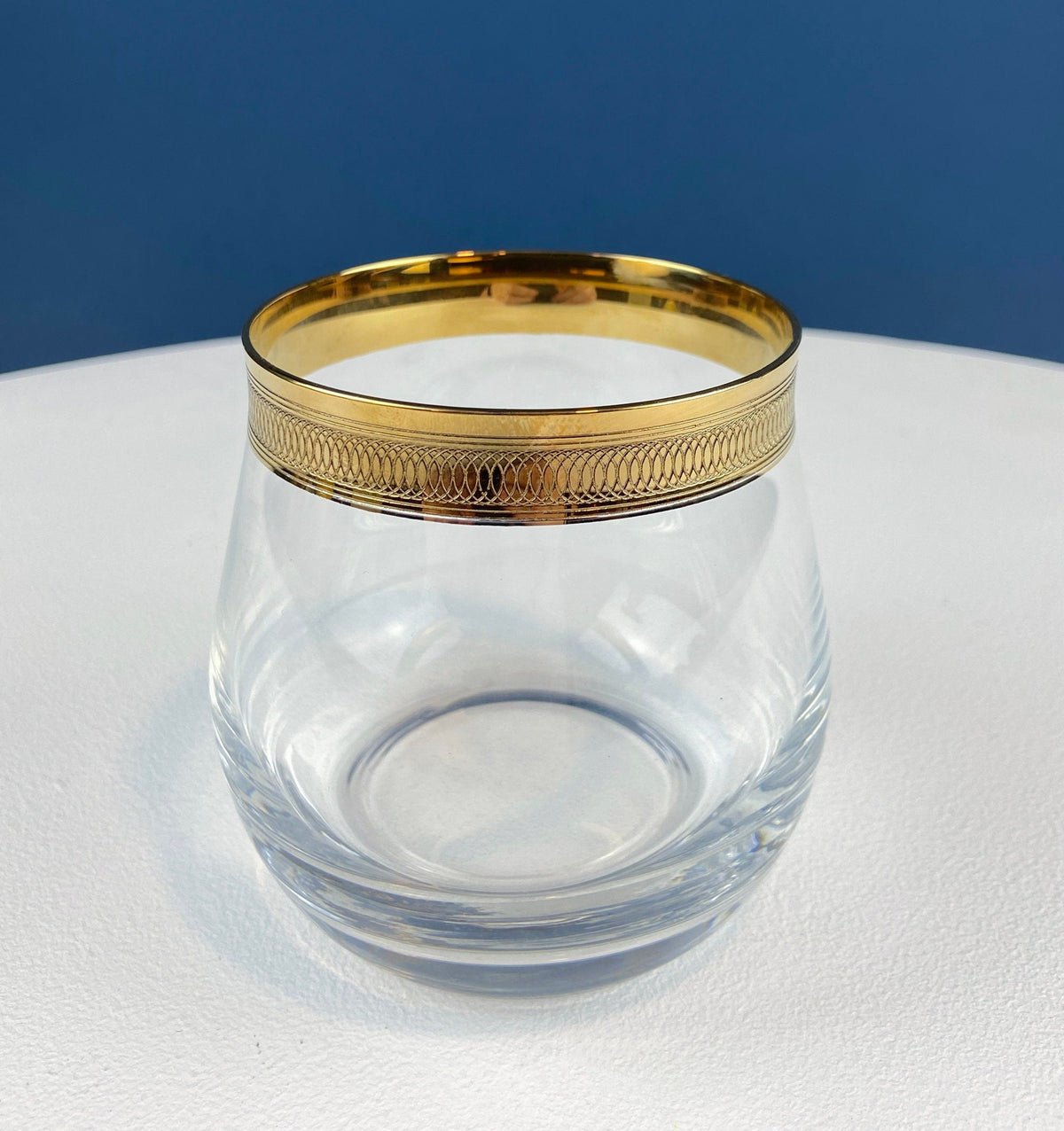 Set of 5 Whiskey or Scotch Stemless Glassware. Bold Gold Rim with Engraved Motif. Elegant Gift for Dad or Him. Office Bar.